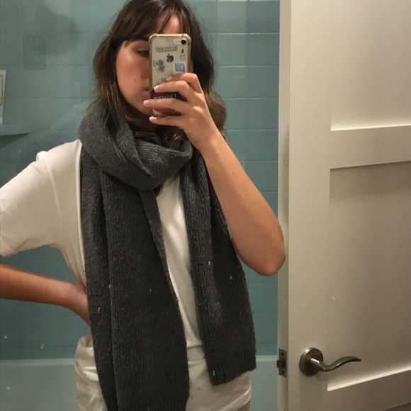 Madewell Accessories - Madewell oversized wool blend scarf Madewell Accessories - Madewell oversized wool blend scarf